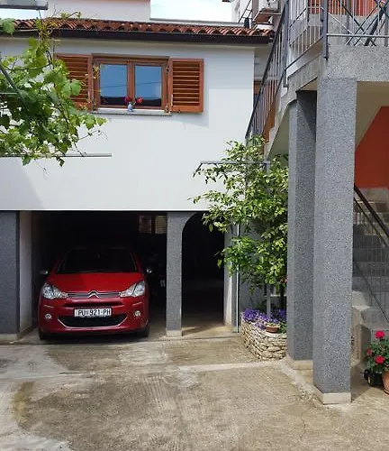 Alex Apartment *